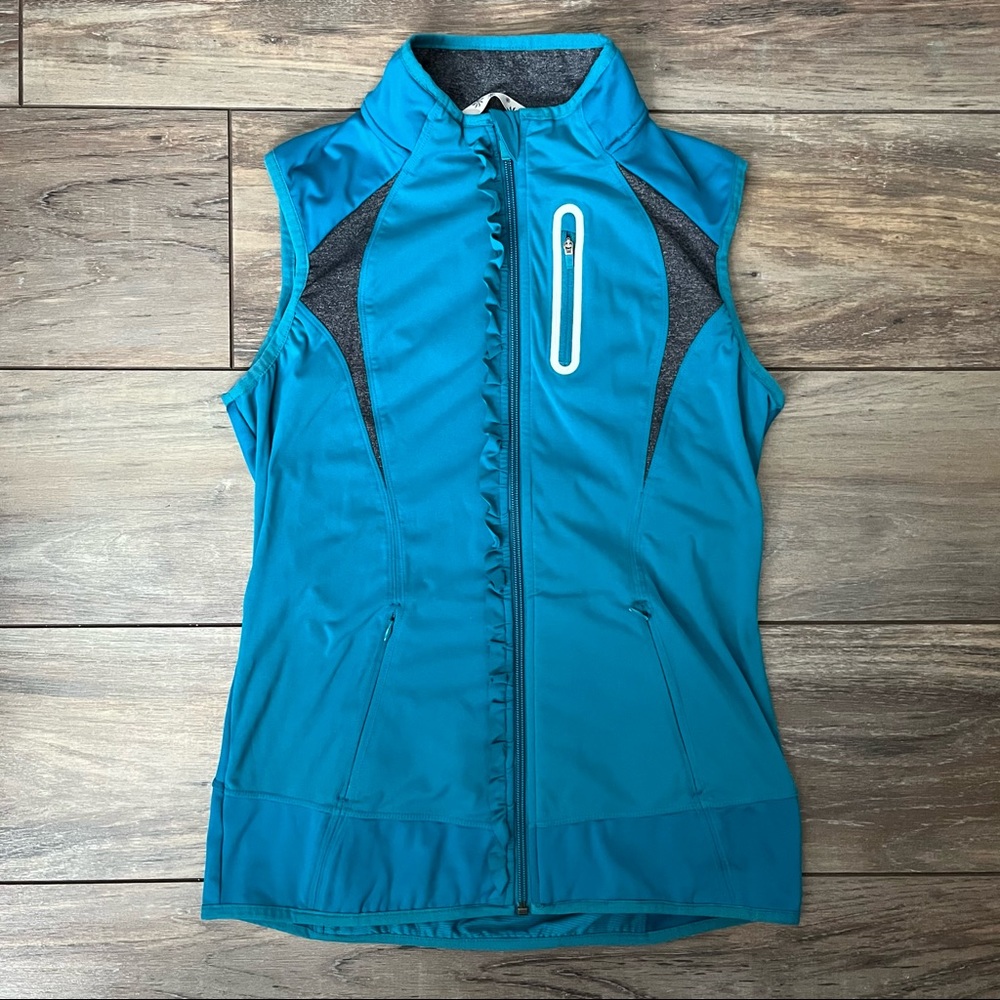 Athleta Prevail Ruffle Running Vest